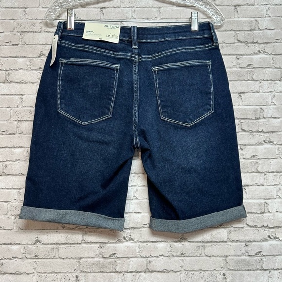 Arizona Jeans Co. Womens Size 5 Jean Bermuda Shorts Mid Rise Cuffed NEW - Picture 2 of 11